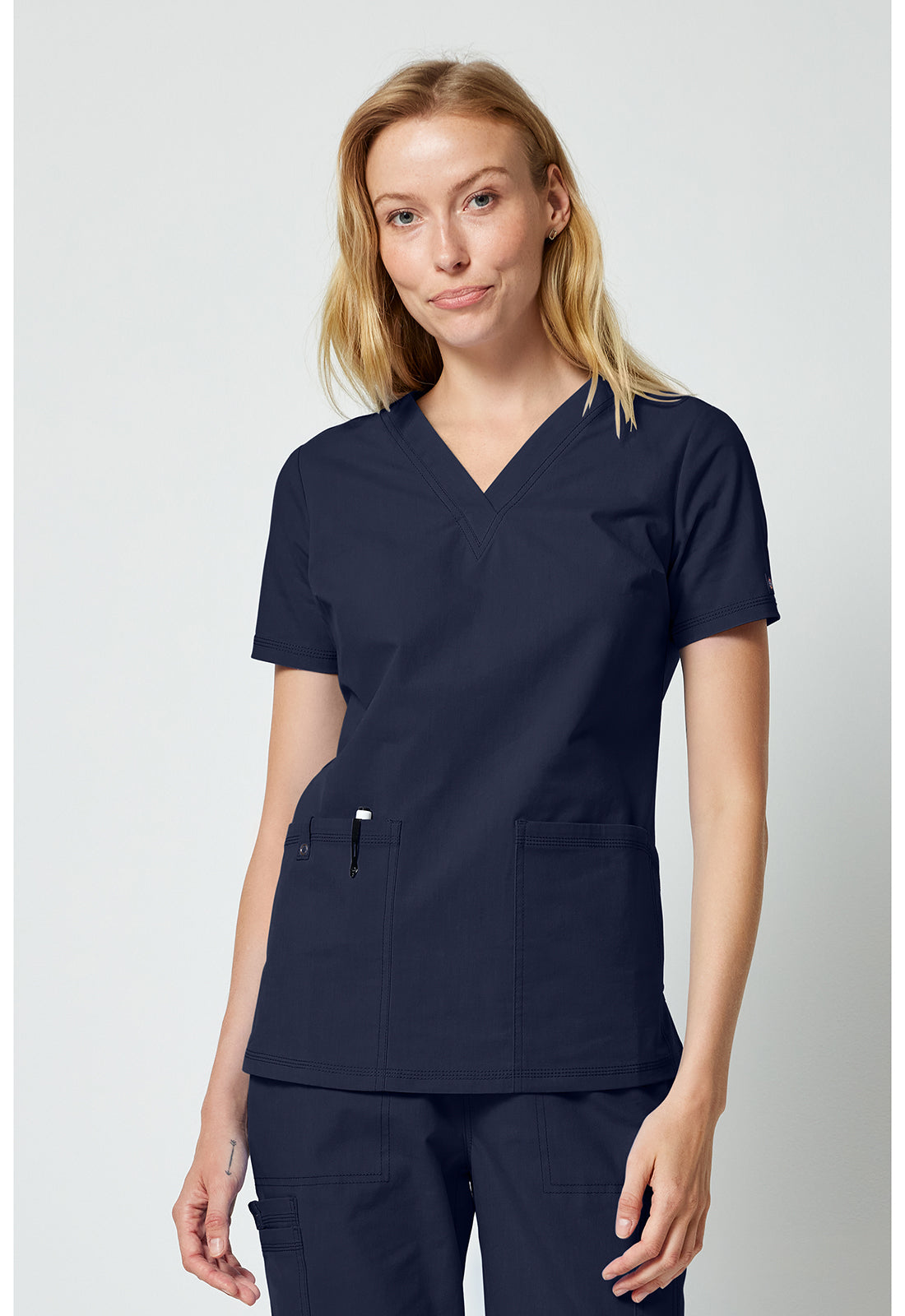 DK856 DK FORGE Women's V-neck Top - Womens